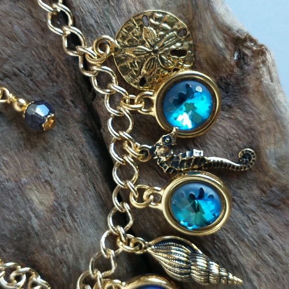 Women's Swarovski crystal seaside bracelet - Picture 3 of 7